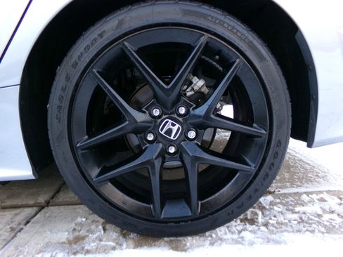 Certified 2024 Honda Civic Sport image 22