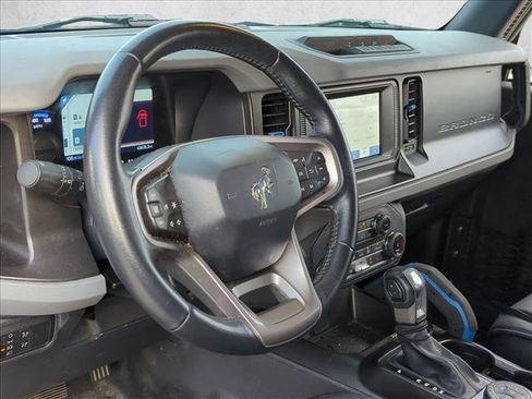 Used 2022 Ford Bronco Black Diamond AWD/4WD image 9