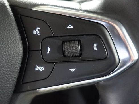 Used 2025 Chevrolet Trax ACTIV w/ Driver Confidence Package FWD image 14