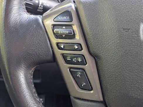 Used 2022 Nissan Titan Platinum Reserve w/ Moonroof Package AWD/4WD image 4