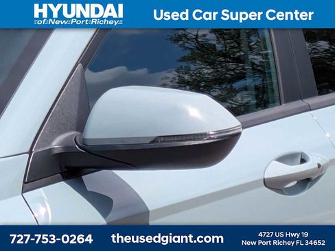 Used 2024 Hyundai Kona SEL FWD image 11