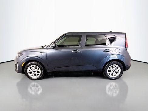 Used 2023 Kia Soul LX w/ Option Group 015 FWD image 6