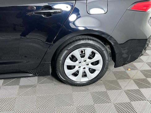 Used 2024 Toyota Corolla LE image 29