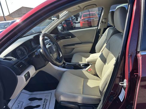 Used 2016 Honda Accord LX image 12