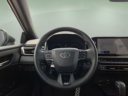 Used 2025 Toyota Camry XSE image 12