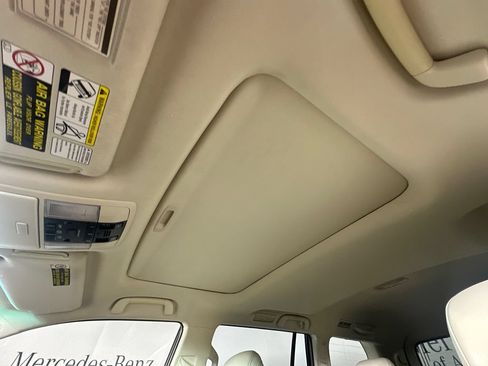 Used 2011 Lexus GX 460 w/ Comfort Plus Pkg AWD/4WD image 8