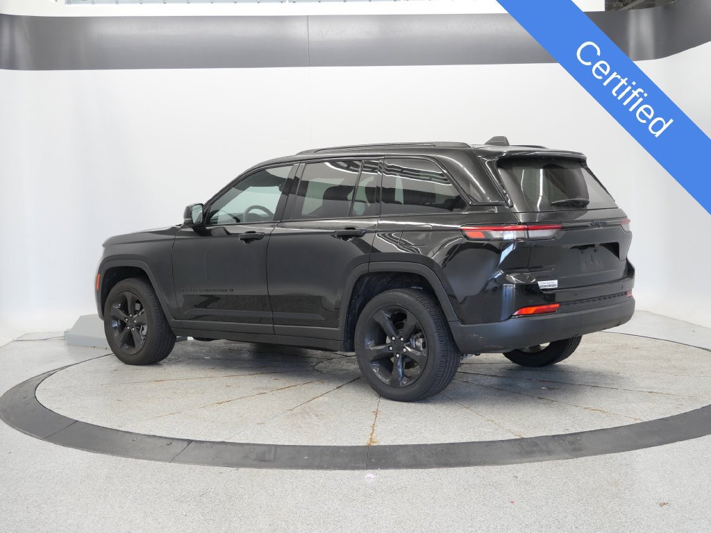 Certified 2024 Jeep Grand Cherokee Altitude AWD/4WD image 3