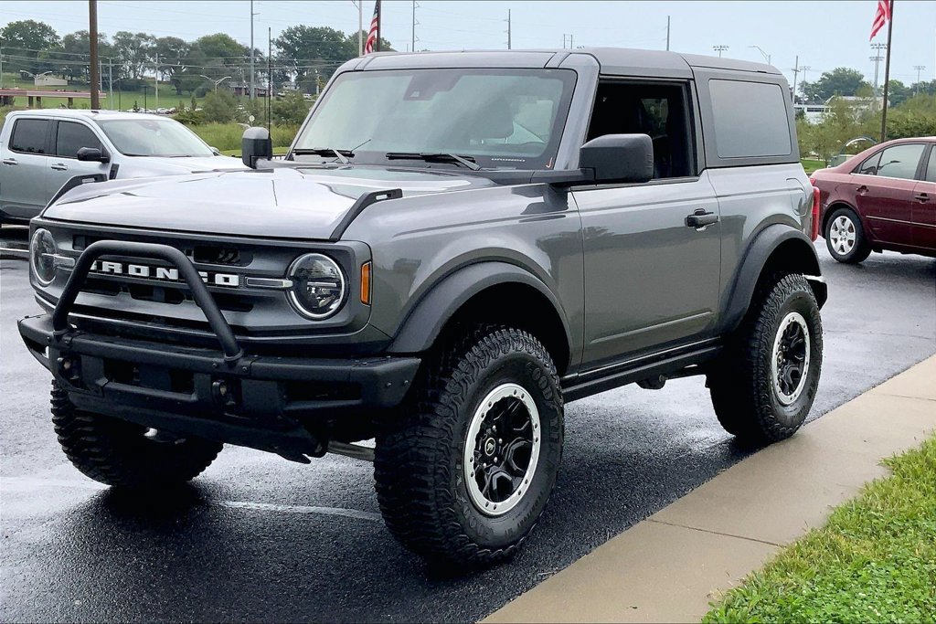 Used 2024 Ford Bronco Big Bend w/ Sasquatch Package AWD/4WD image 5