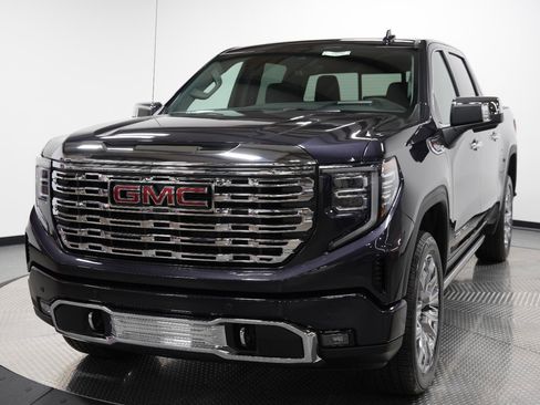 New 2026 GMC Sierra 1500 Denali w/ Denali Reserve Package image 3