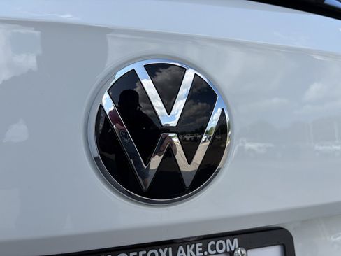 Used 2022 Volkswagen Taos SE AWD/4WD image 37