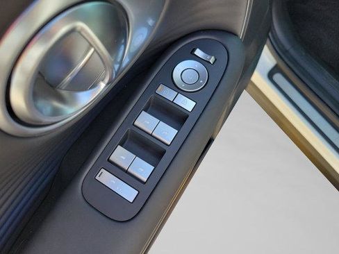 New 2026 Hyundai Ioniq 9 SEL image 15