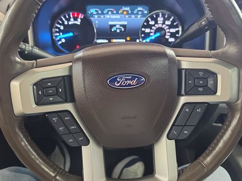 Used 2017 Ford F250 King Ranch w/ FX4 Off-Road Package AWD/4WD image 9