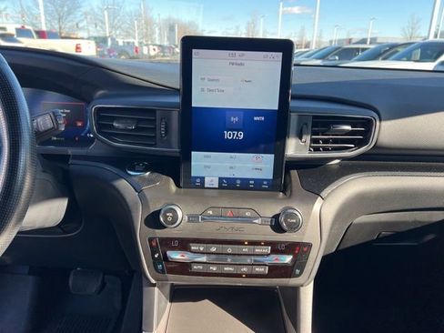 Used 2020 Ford Explorer ST w/ Premium Technology Package image 17