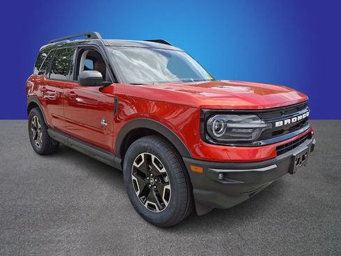 Used 2024 Ford Bronco Sport Outer Banks AWD/4WD image 3