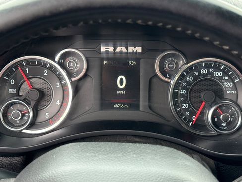 Used 2024 RAM 2500 Big Horn AWD/4WD image 23