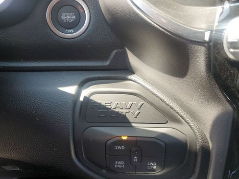 New 2026 RAM 2500 Big Horn AWD/4WD image 28