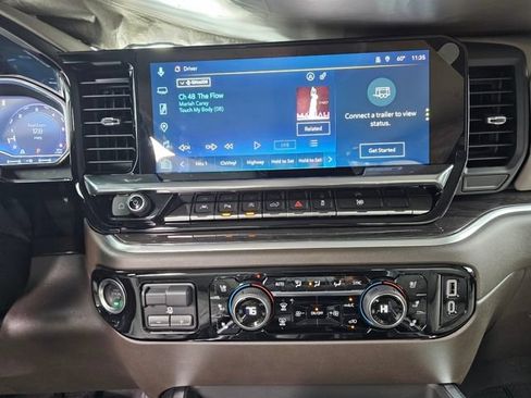 Used 2025 Chevrolet Silverado 1500 LTZ w/ Technology Package RWD image 35
