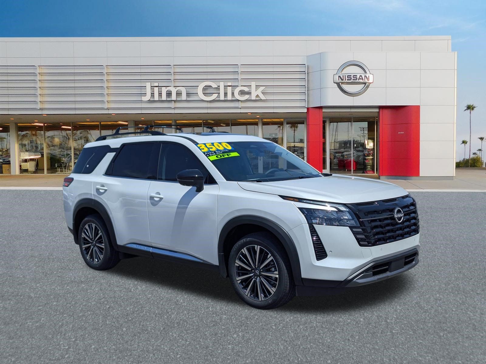 New 2026 Nissan Pathfinder Platinum w/ Accent Package FWD image 1