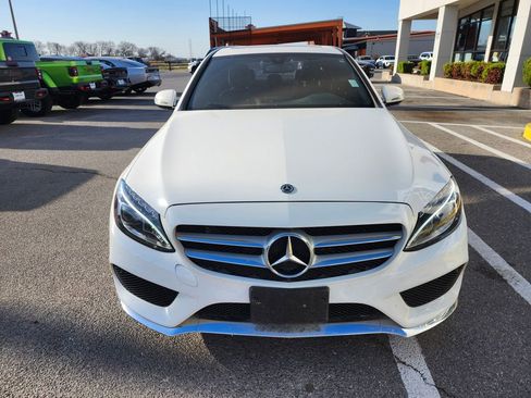Used 2018 Mercedes-Benz C 300 4MATIC Sedan image 7