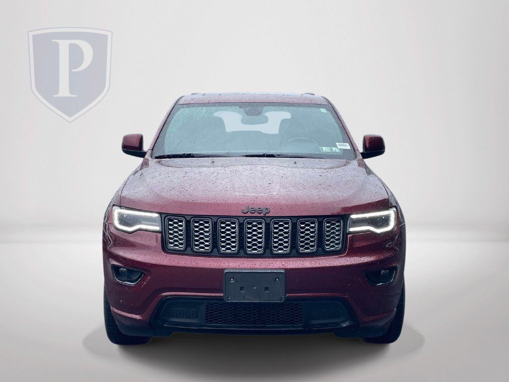 Certified 2020 Jeep Grand Cherokee Altitude AWD/4WD image 3