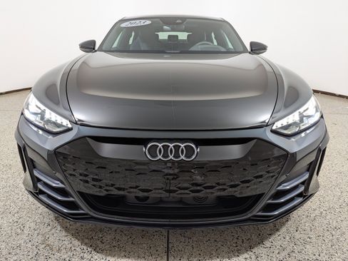 Used 2023 Audi e-tron GT Premium Plus AWD/4WD image 2