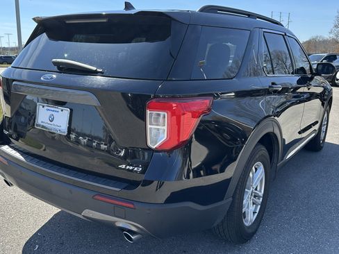 Used 2022 Ford Explorer XLT w/ Equipment Group 202A AWD/4WD image 10