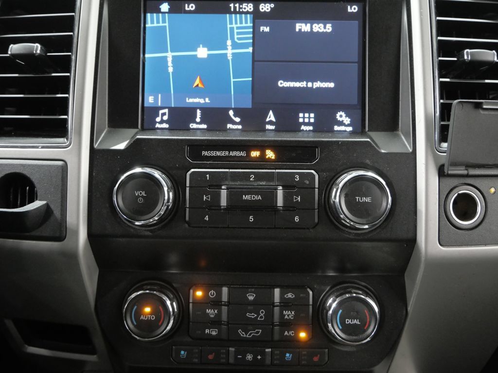 Used 2019 Ford F150 Lariat RWD image 19