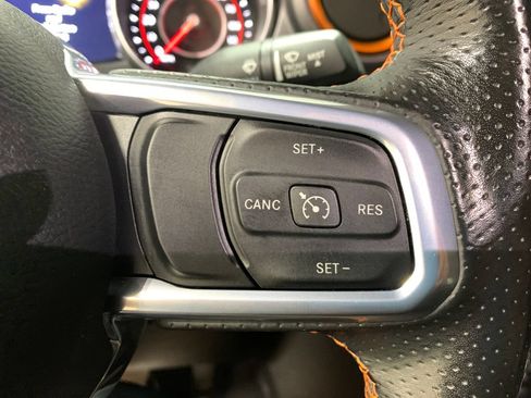 Used 2021 Jeep Gladiator Mojave AWD/4WD image 13