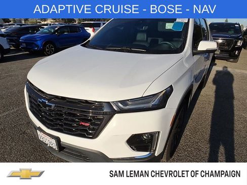 Used 2022 Chevrolet Traverse RS FWD image 1