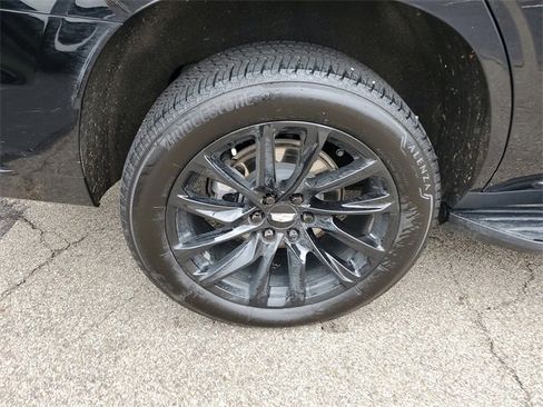 Certified 2023 Cadillac Escalade Sport image 7