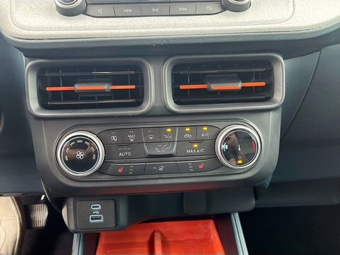 Used 2022 Ford Maverick XLT w/ XLT Luxury Package FWD image 15