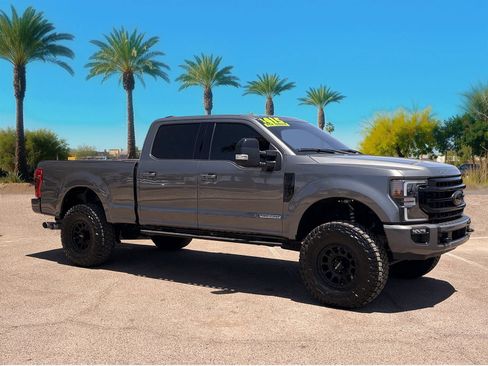 Certified 2022 Ford F250 Lariat w/ Lariat Ultimate Package AWD/4WD image 4