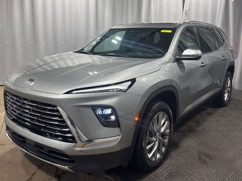 New 2026 Buick Enclave Preferred w/ Super Cruise Package image 2