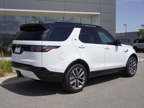 New 2026 Land Rover Discovery Dynamic SE AWD/4WD image 4