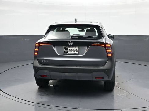Used 2025 Nissan Kicks S FWD image 8
