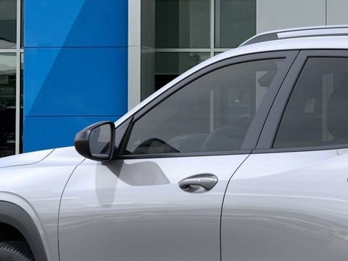 New 2026 Chevrolet Trax ACTIV w/ Driver Confidence Package FWD image 12