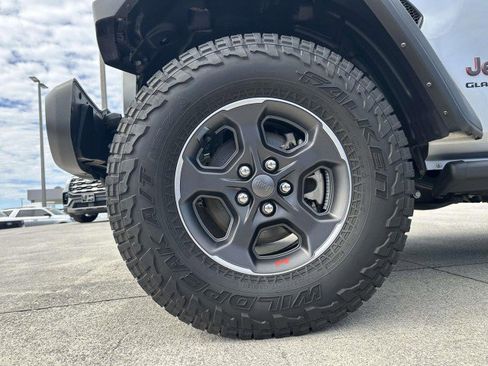 Used 2022 Jeep Gladiator Rubicon w/ LED Lighting Group image 11