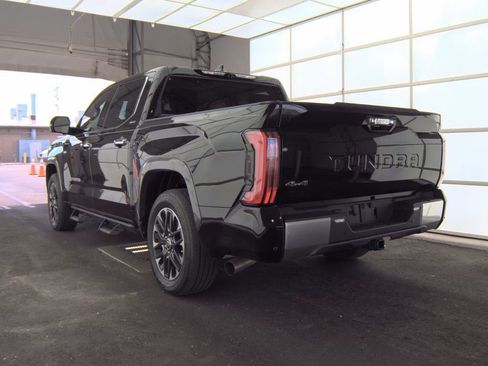 Used 2023 Toyota Tundra Limited AWD/4WD image 9