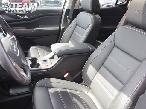 Certified 2021 GMC Acadia Denali w/ Denali Ultimate Package AWD/4WD image 12