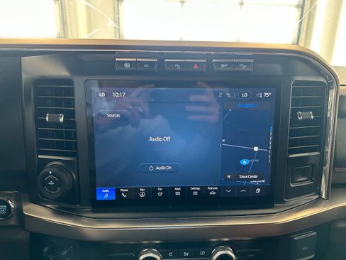 Used 2023 Ford F350 King Ranch w/ Chrome Package AWD/4WD image 19