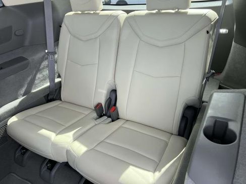 Certified 2023 Cadillac XT6 Premium Luxury image 13
