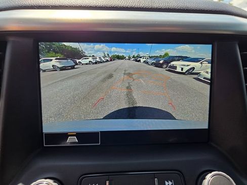 Used 2021 GMC Acadia SLT AWD/4WD image 27