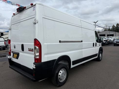 Used 2019 RAM ProMaster 2500 w/ Interior Convenience Group FWD image 8