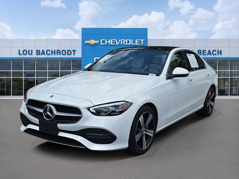 Used 2025 Mercedes-Benz C 300 Sedan image 3