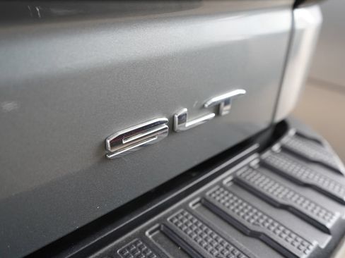Used 2024 GMC Sierra 1500 SLT RWD image 8