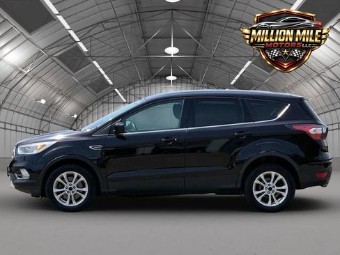 Used 2017 Ford Escape SE AWD/4WD image 8