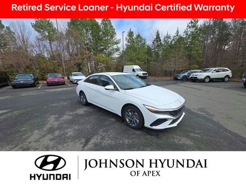 Certified 2025 Hyundai Elantra Blue image 12