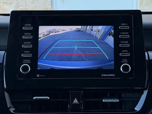 Used 2024 Toyota Camry LE image 4