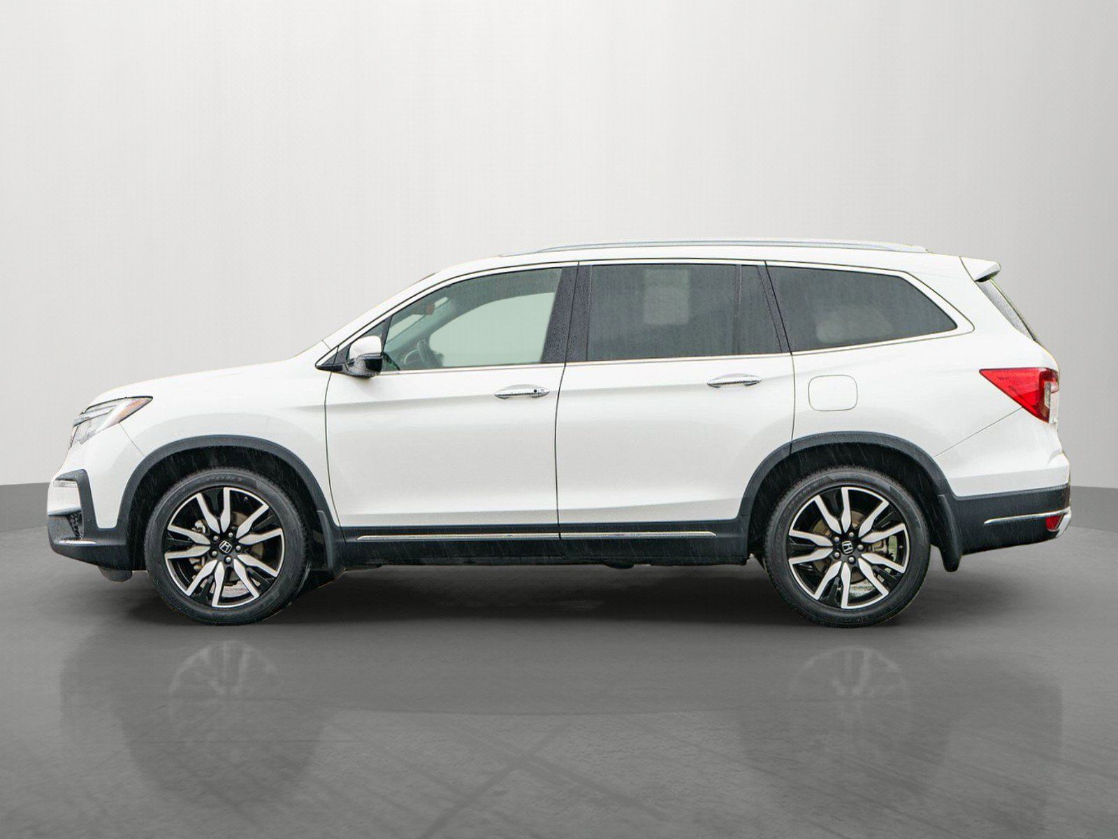 Used 2022 Honda Pilot Elite image 4