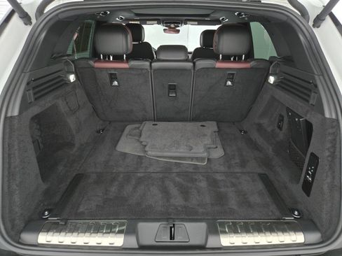 Used 2025 Land Rover Range Rover Sport Dynamic SE image 16